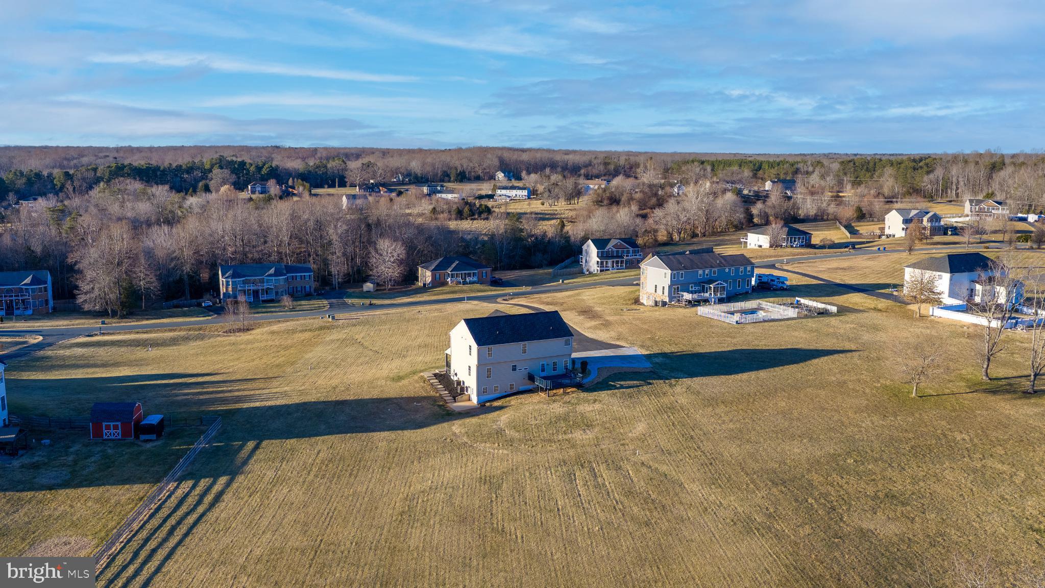 EQUESTRIAN ESTATES - Residential