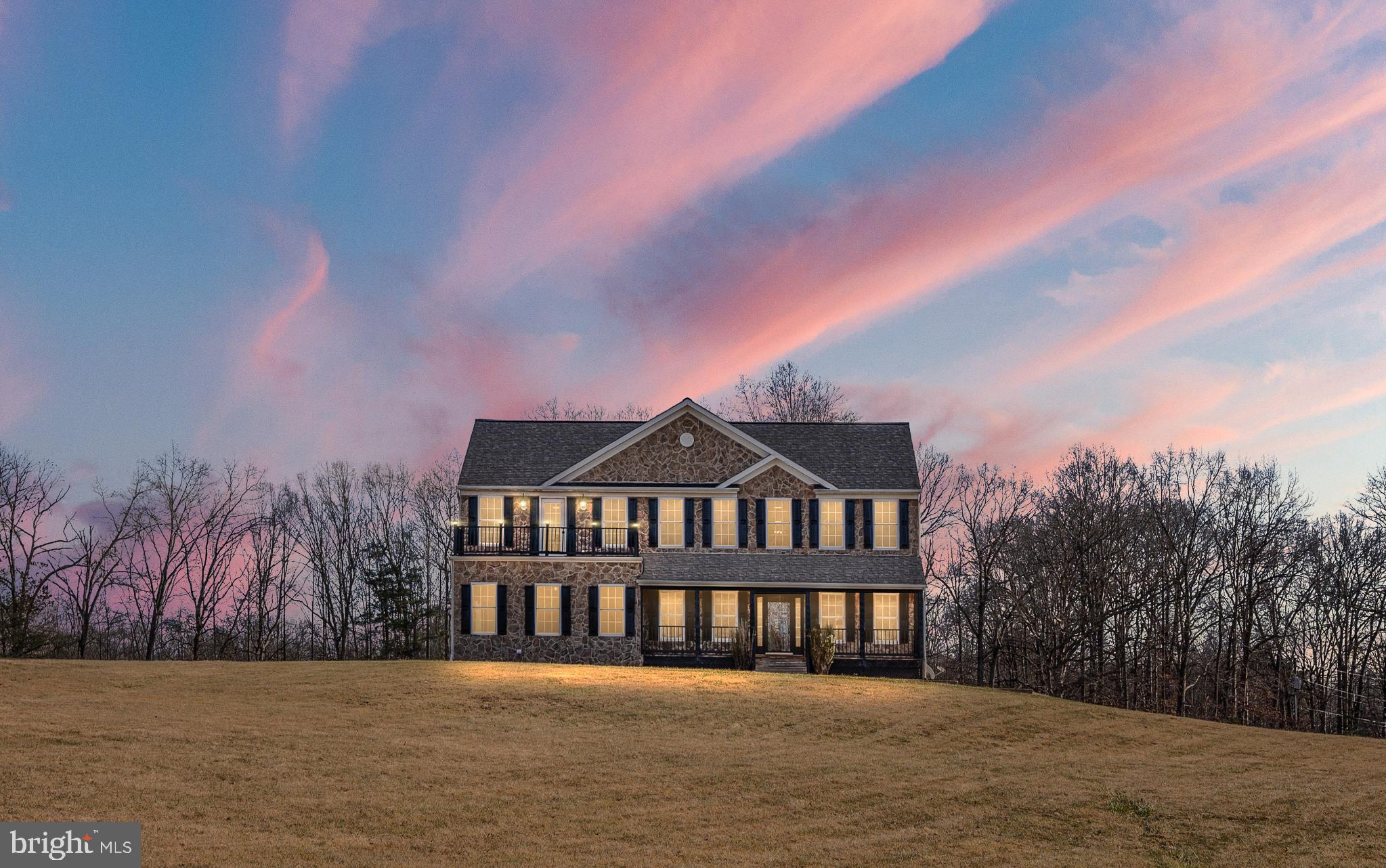 EQUESTRIAN ESTATES - Residential