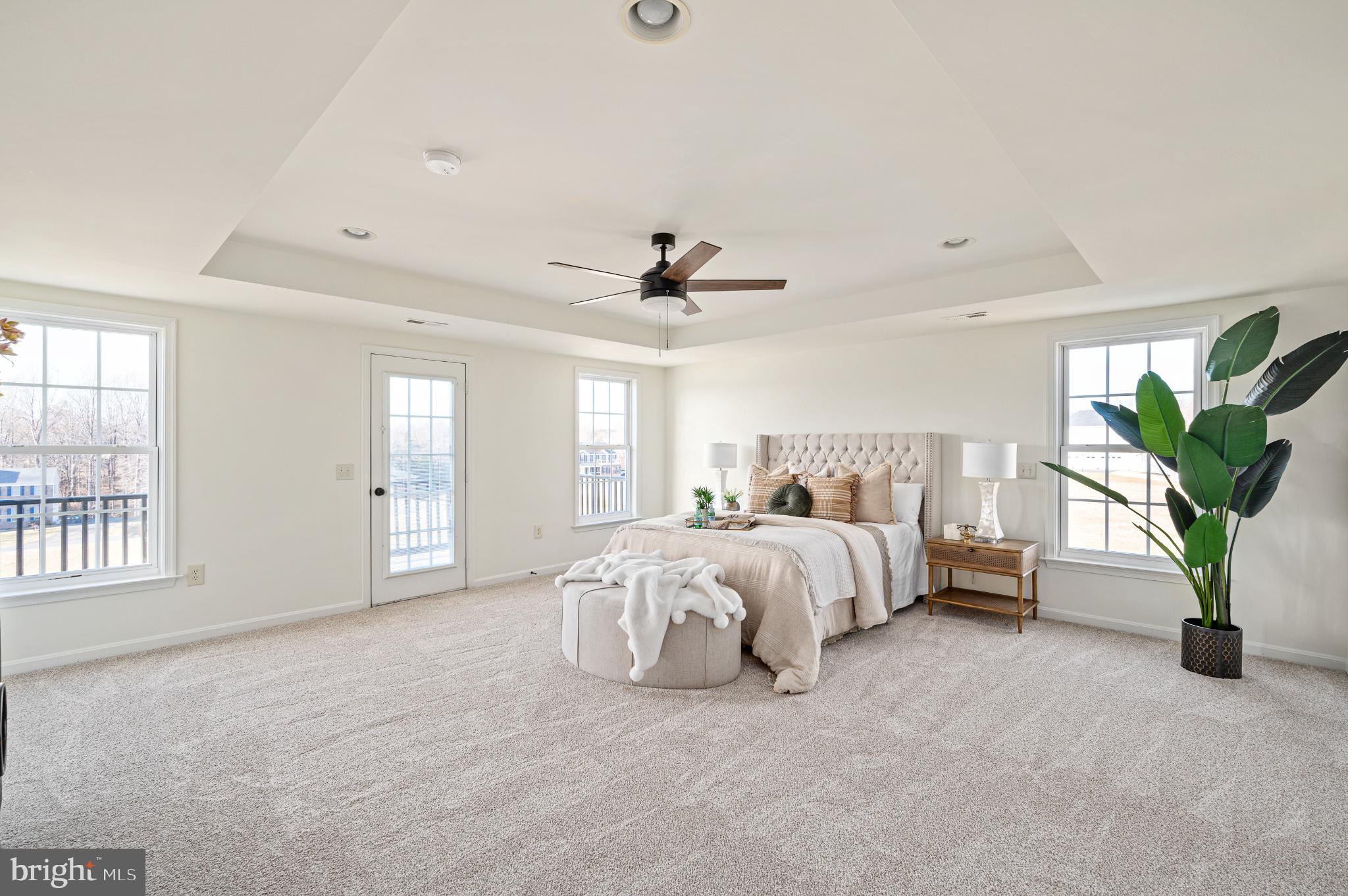 EQUESTRIAN ESTATES - Residential