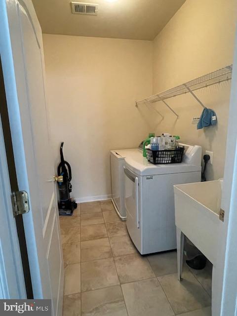 THE RESERVE CONDOMINIUMS - Residential Lease