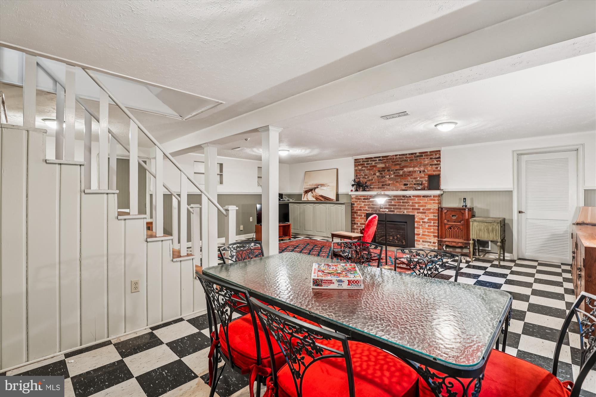 SLEEPY HOLLOW - Residential