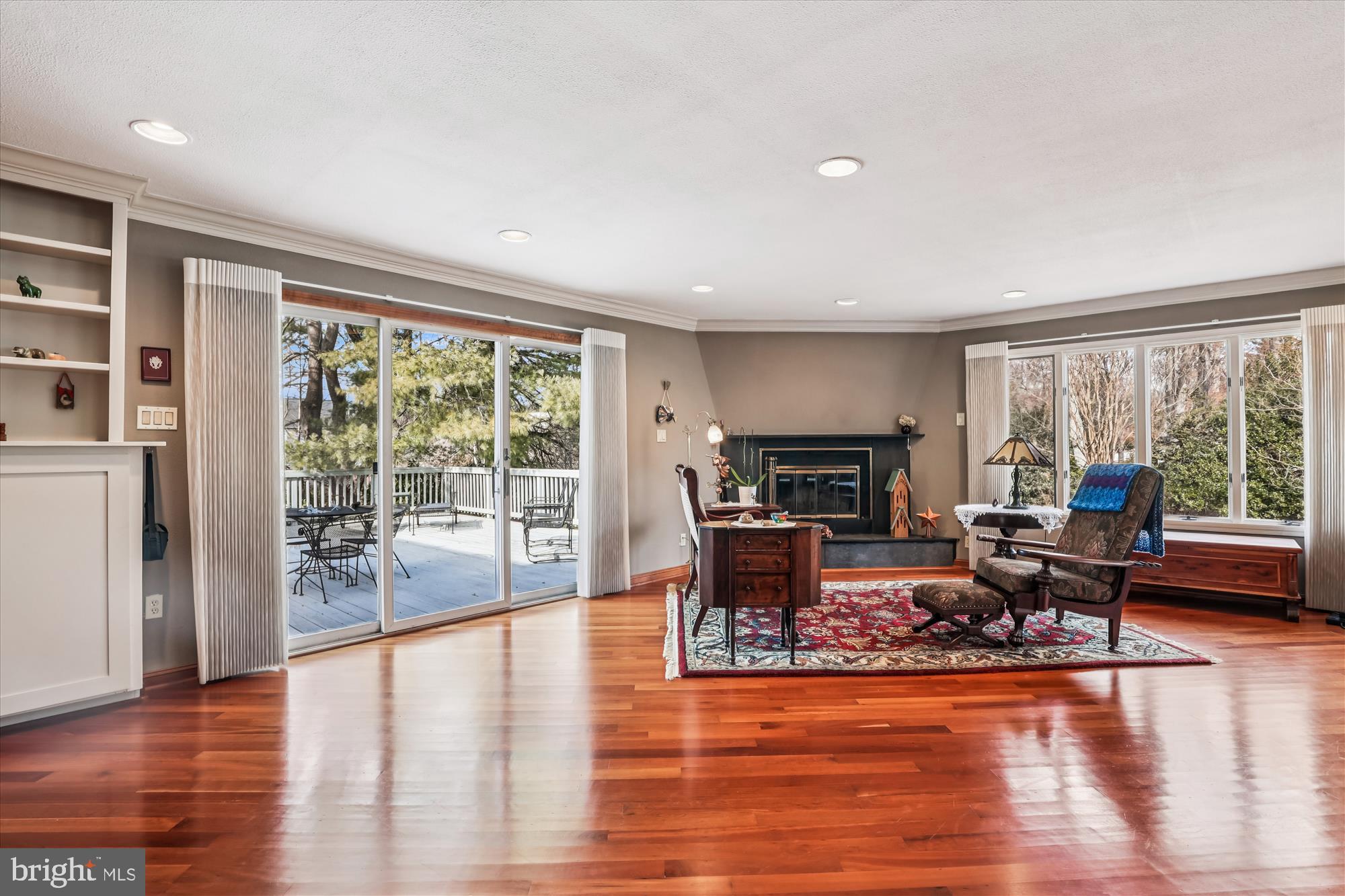 SLEEPY HOLLOW - Residential