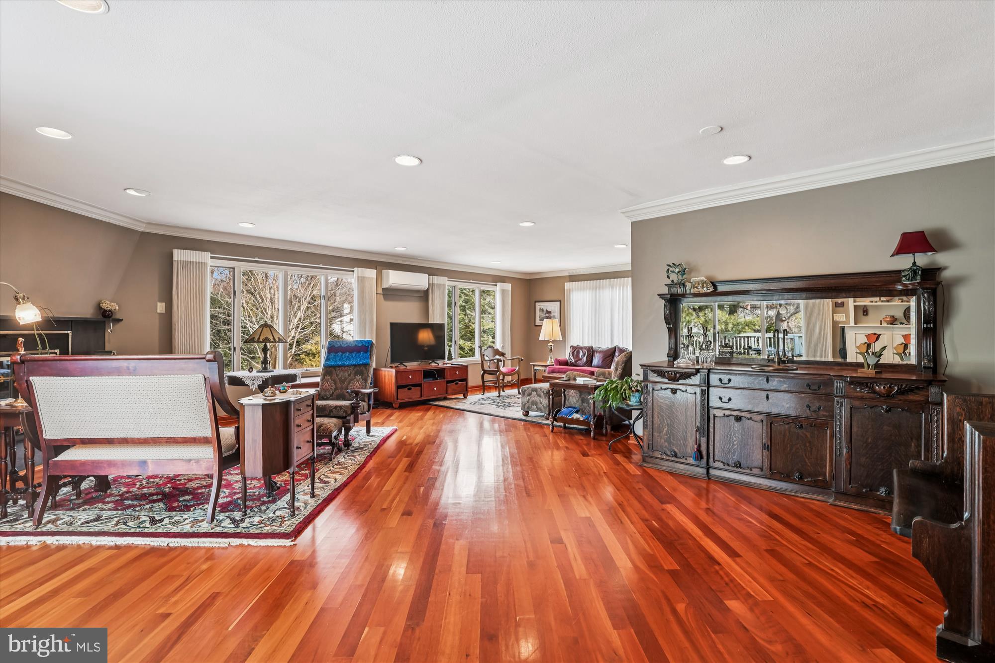 SLEEPY HOLLOW - Residential