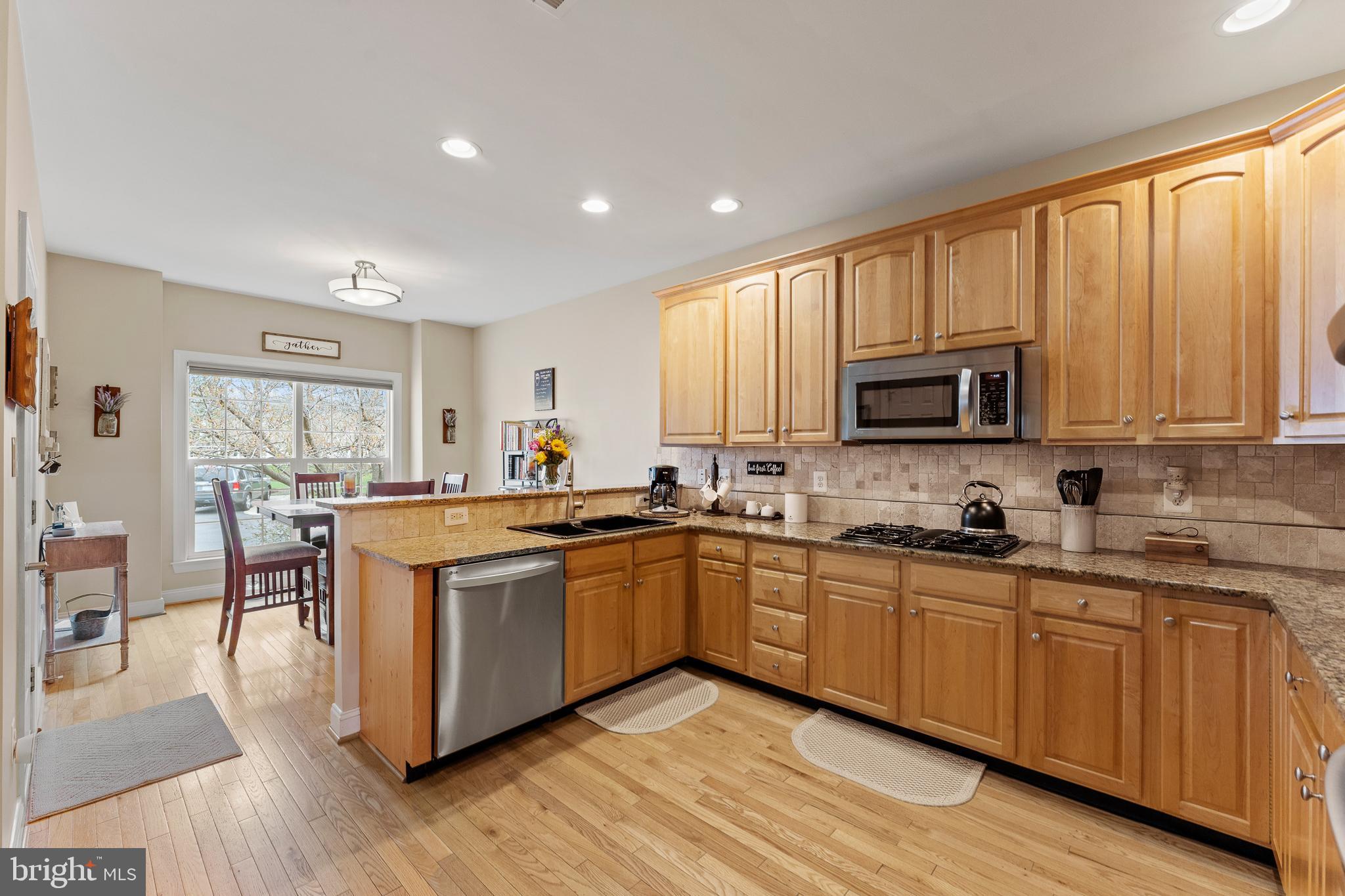 BELMONT COUNTRY CLUB - Residential