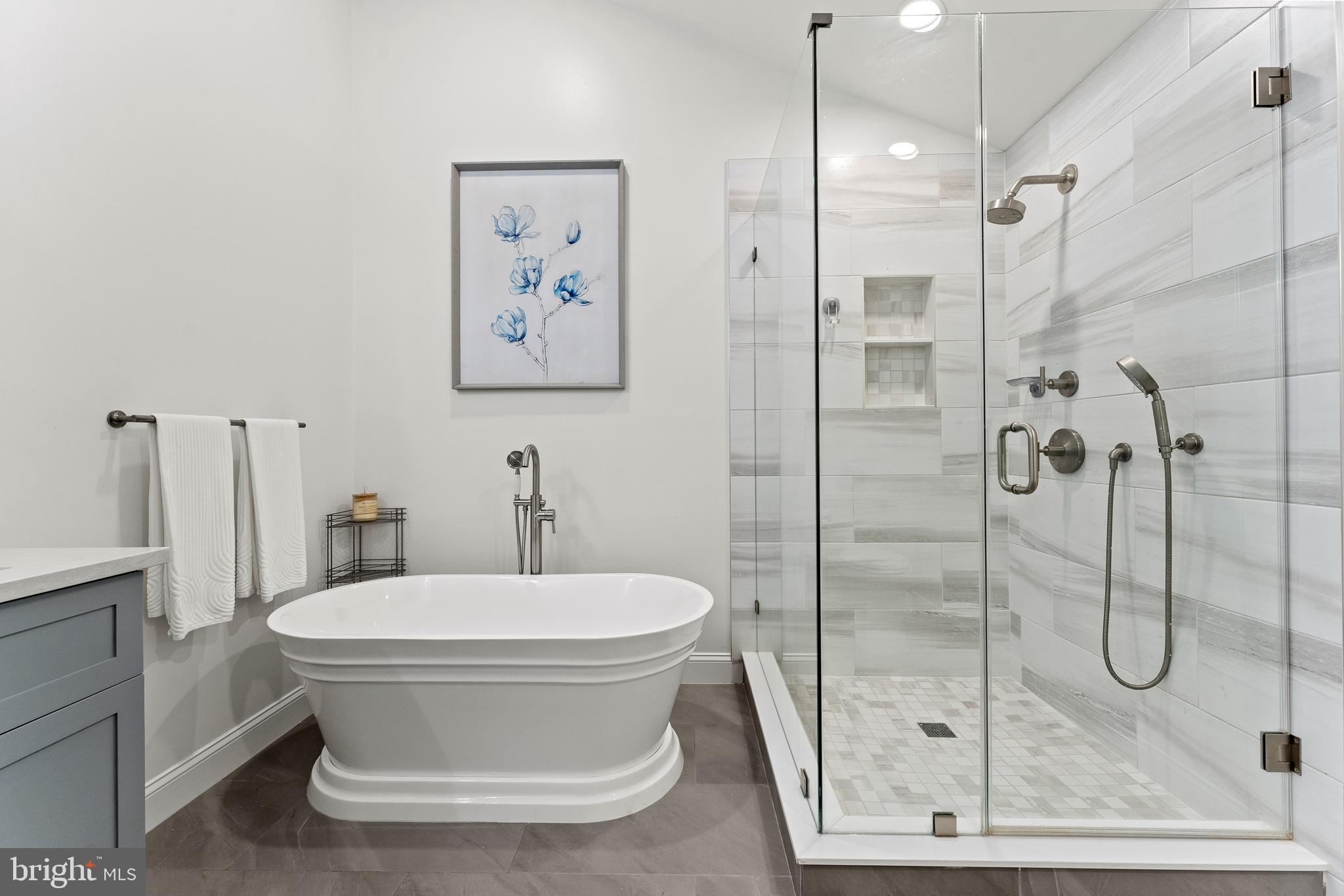 BELMONT COUNTRY CLUB - Residential