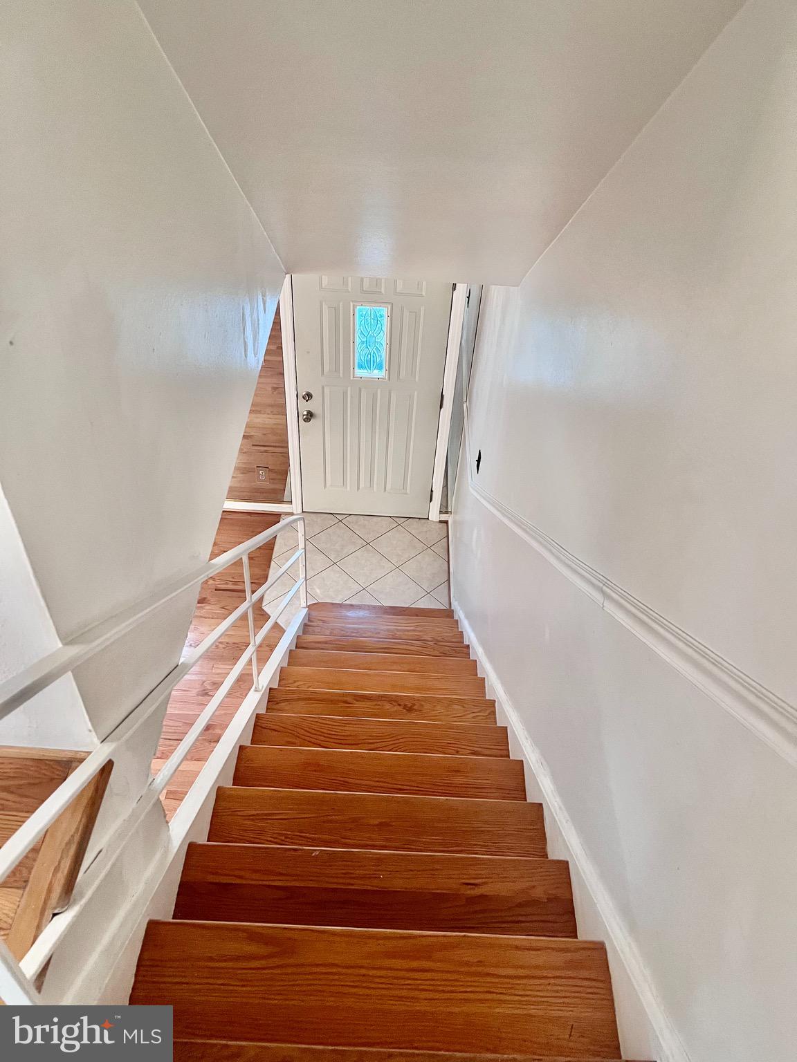 IVERSON VILLAGE CONDO - Residential Lease