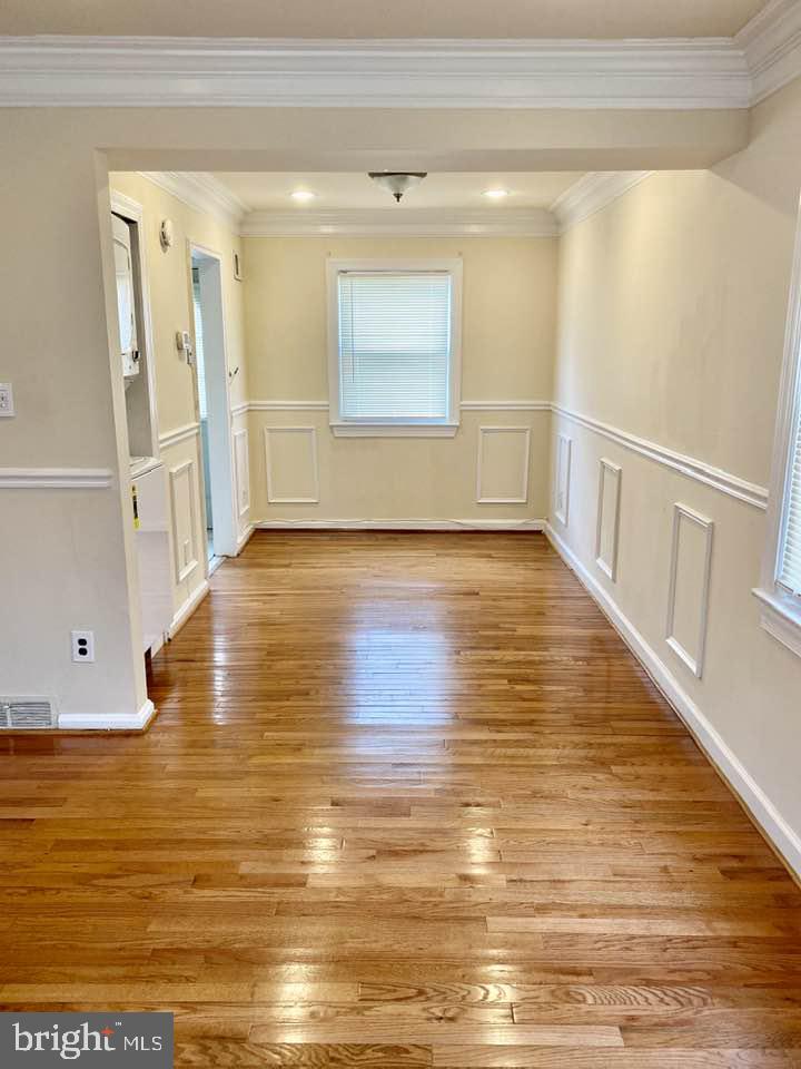 IVERSON VILLAGE CONDO - Residential Lease