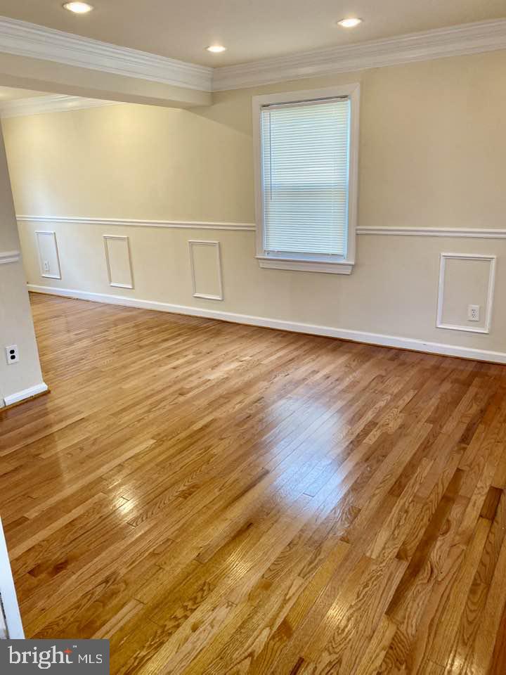 IVERSON VILLAGE CONDO - Residential Lease