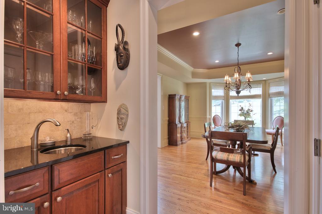 SADDLE RIDGE - Residential