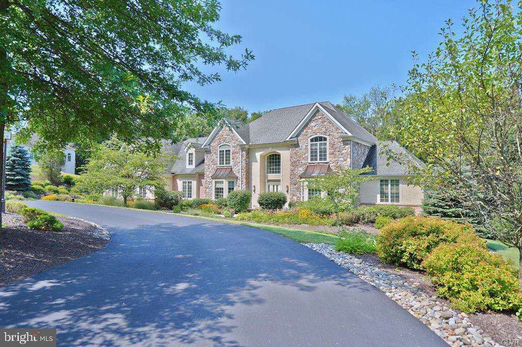 SADDLE RIDGE - Residential