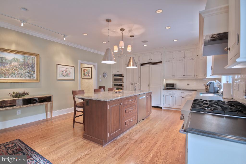 SADDLE RIDGE - Residential