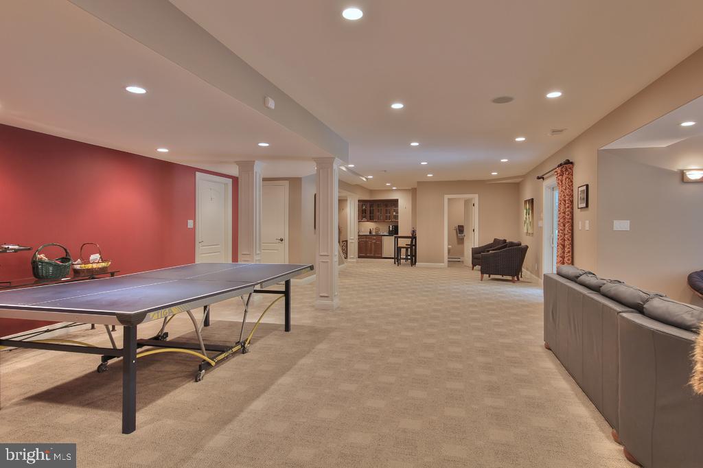 SADDLE RIDGE - Residential