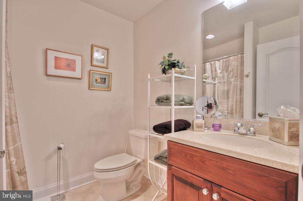 SADDLE RIDGE - Residential