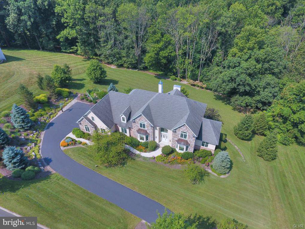 SADDLE RIDGE - Residential