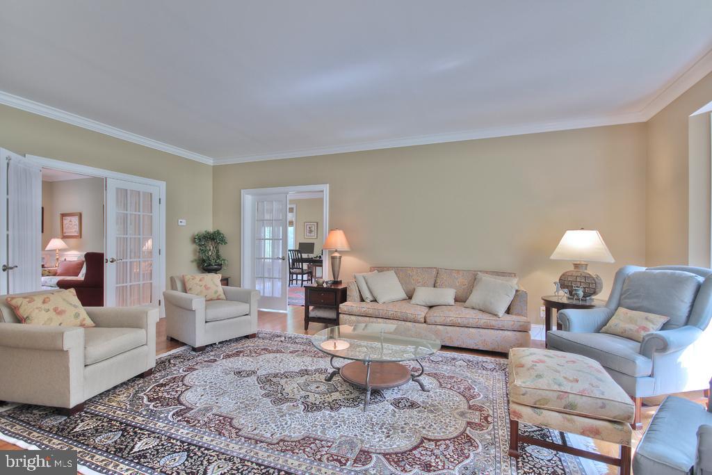 SADDLE RIDGE - Residential