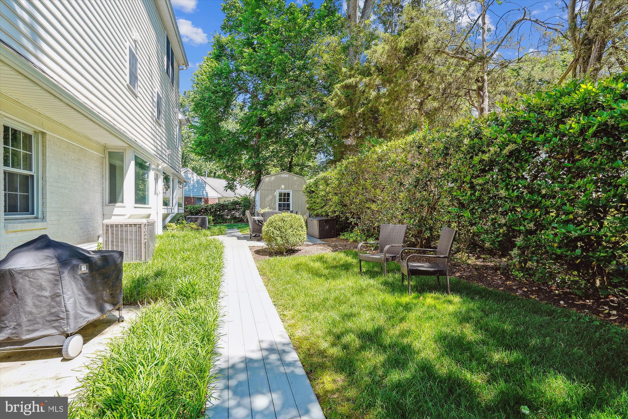 BERKSHIRE OAKWOOD - Residential