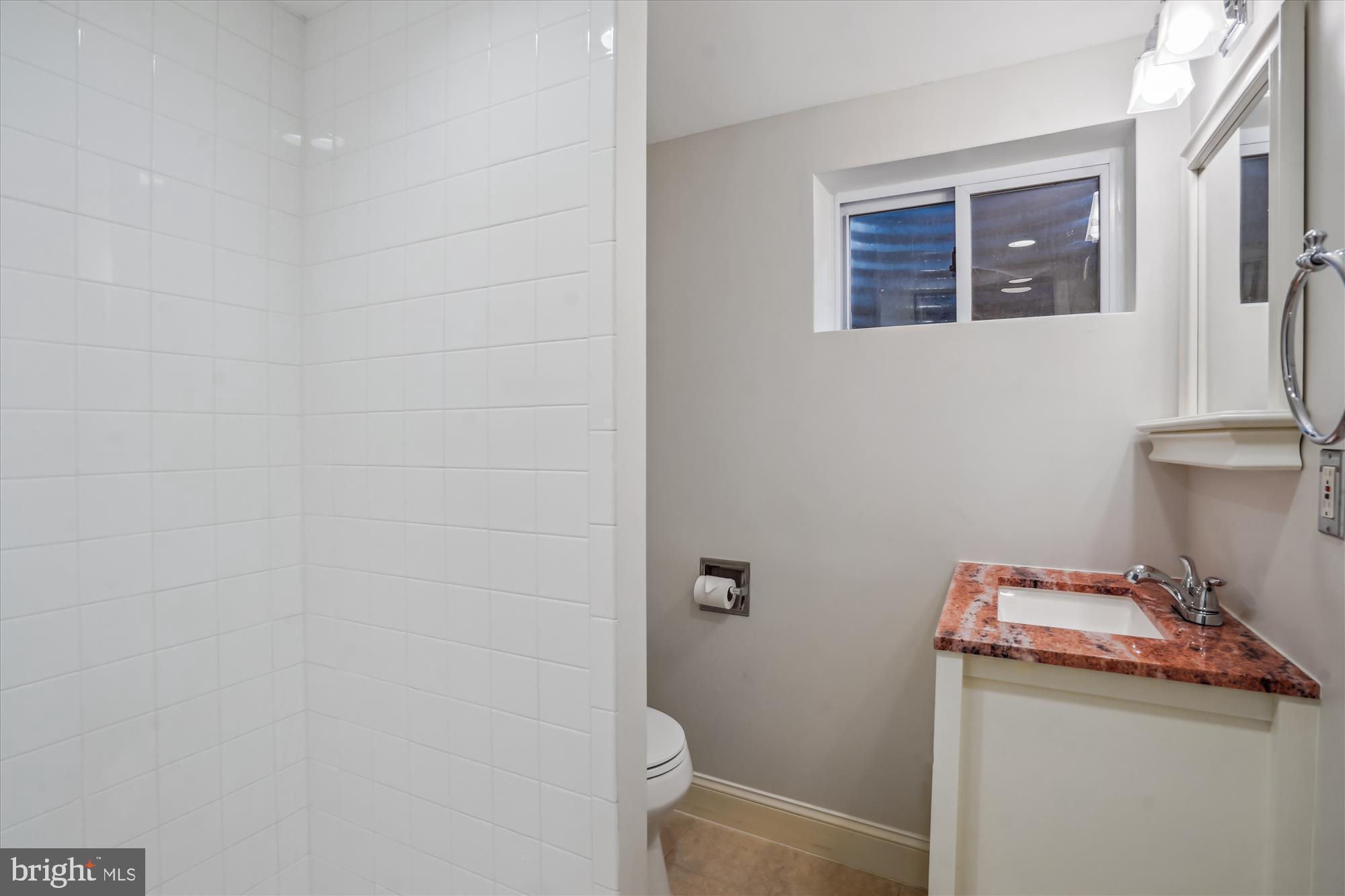 BERKSHIRE OAKWOOD - Residential