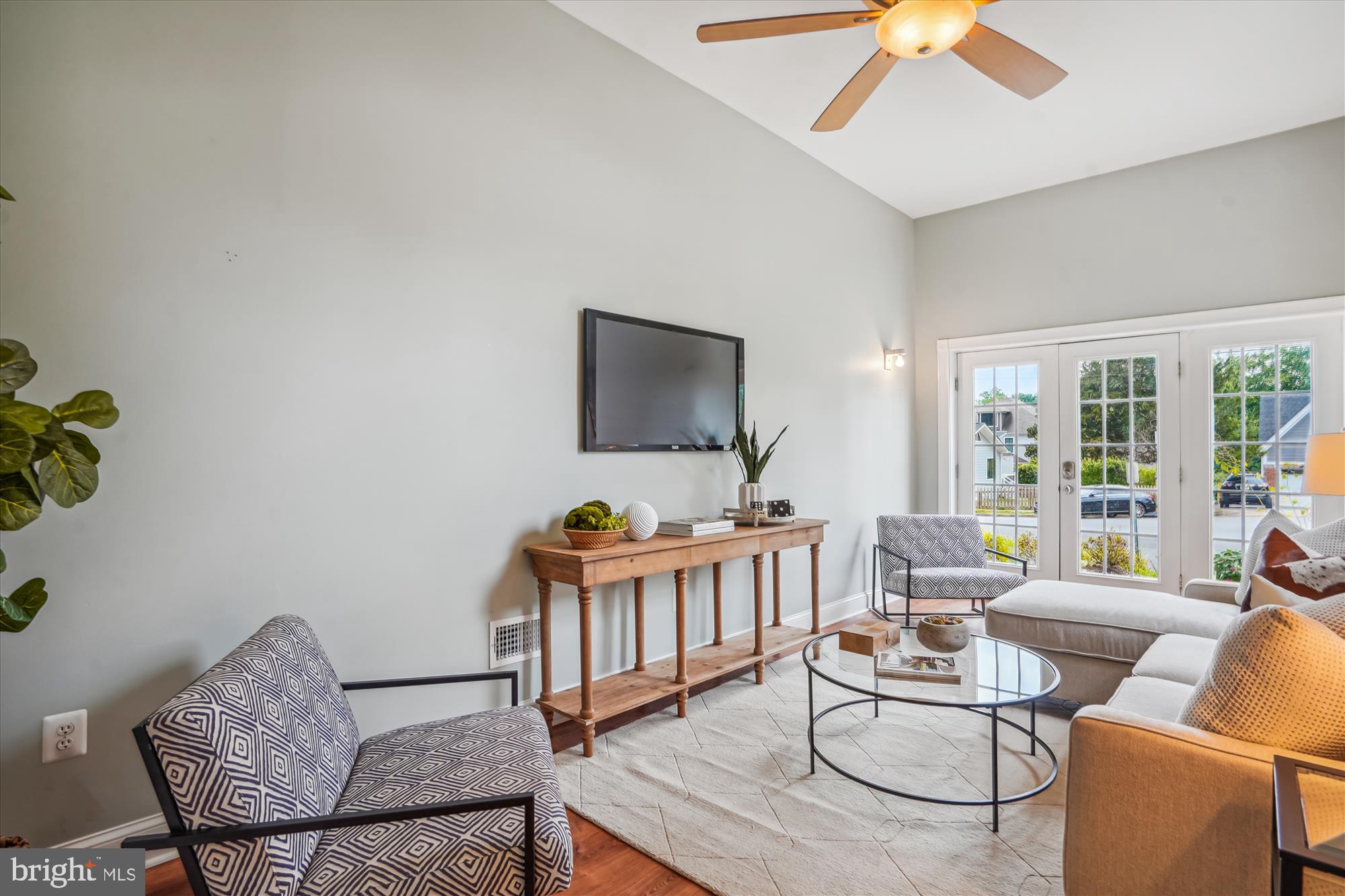 BERKSHIRE OAKWOOD - Residential