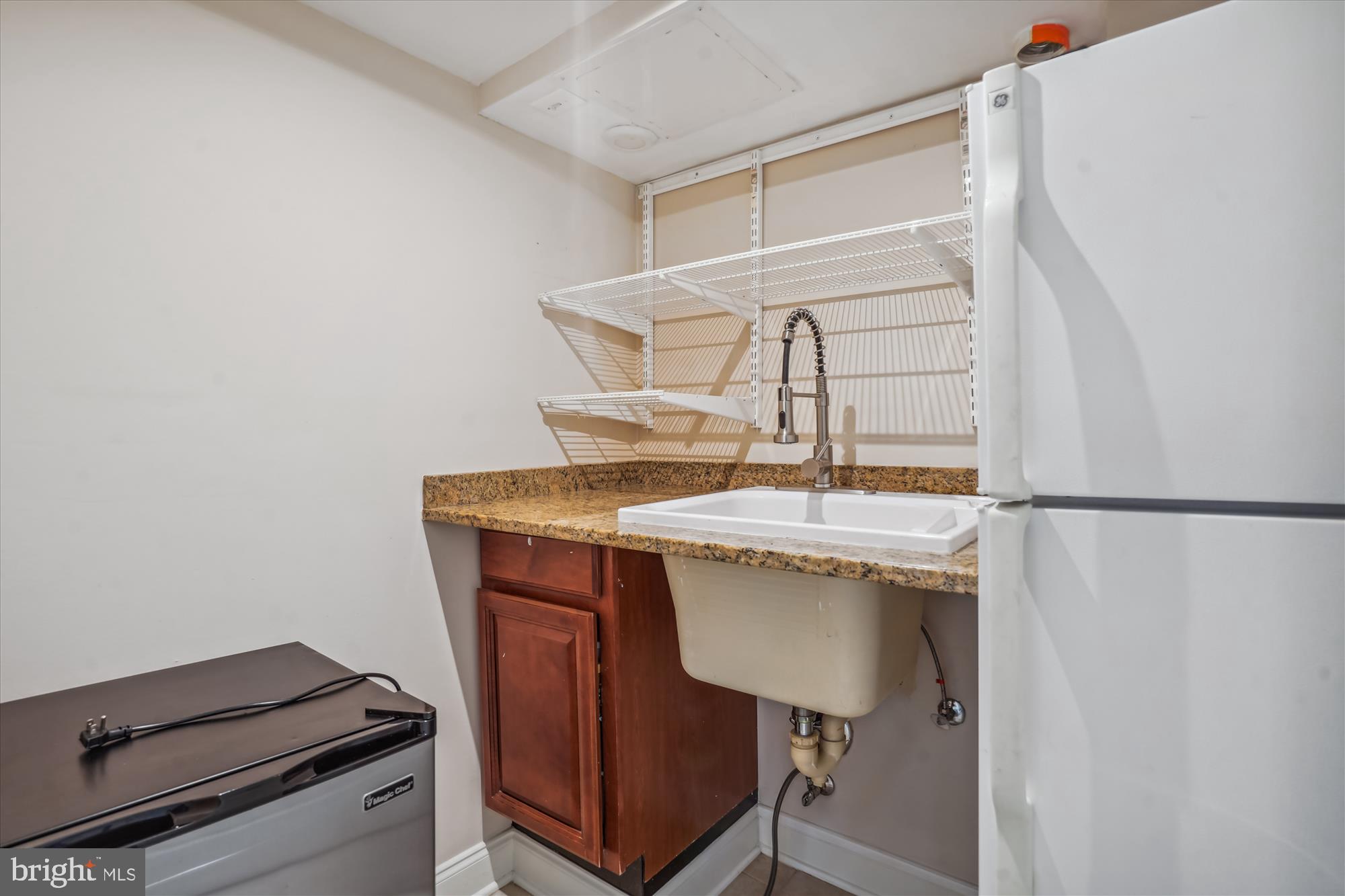 BERKSHIRE OAKWOOD - Residential