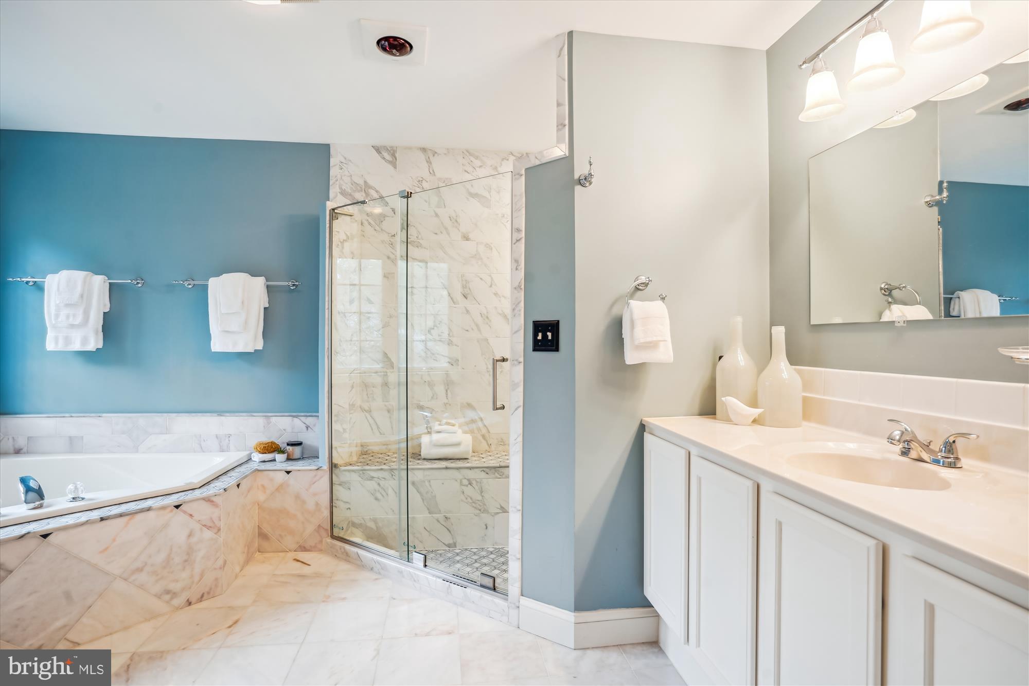 BERKSHIRE OAKWOOD - Residential