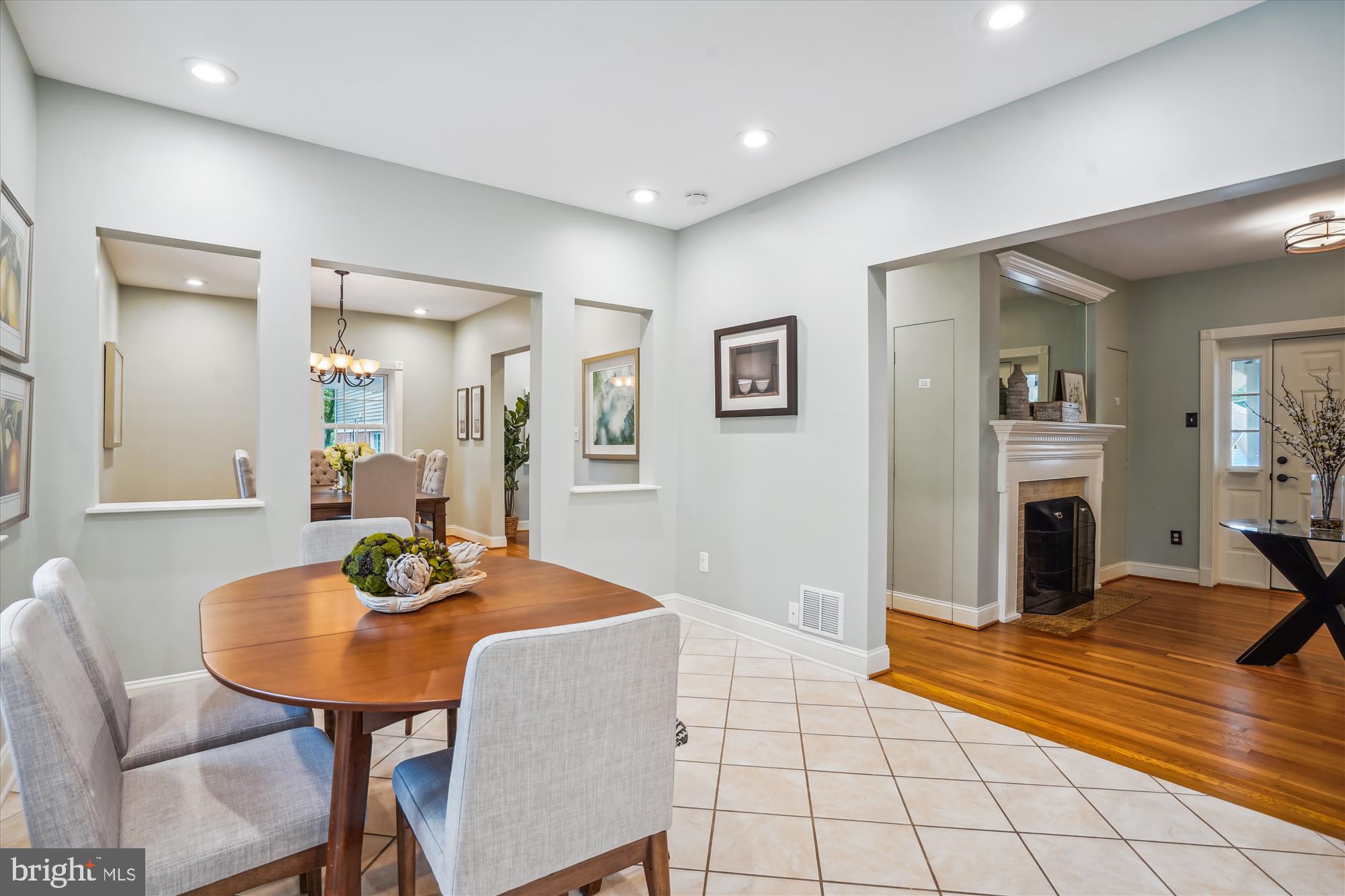 BERKSHIRE OAKWOOD - Residential