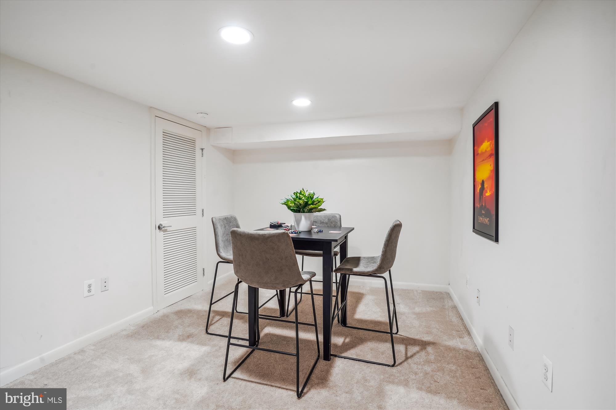 BERKSHIRE OAKWOOD - Residential