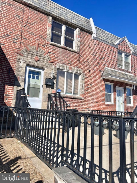 Townhouse For Sale - 4232 K Street St<br/> Philadelphia County, PHILADELPHIA, PA 19124