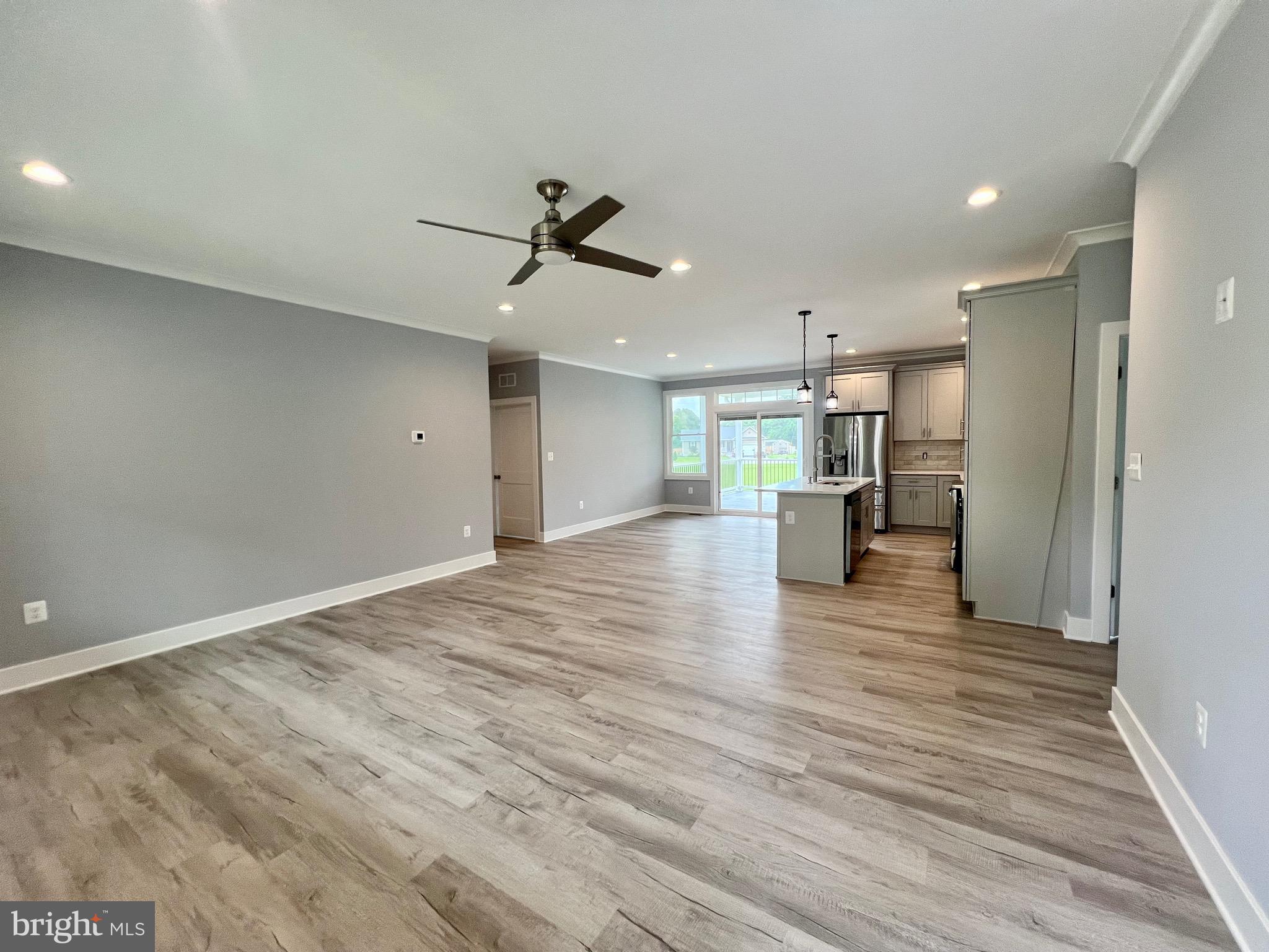 GLEBE HARBOR - Residential