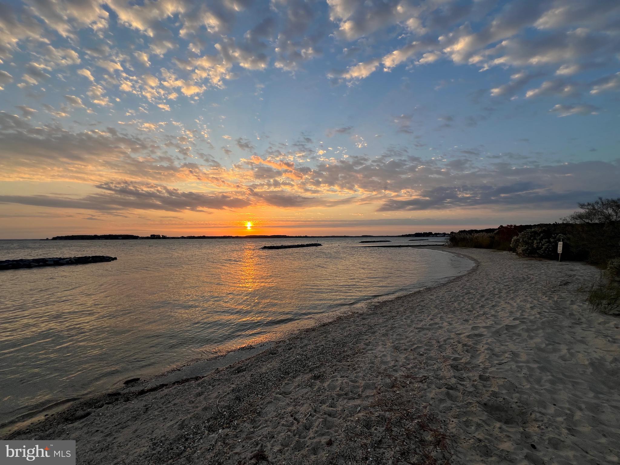 GLEBE HARBOR - Residential
