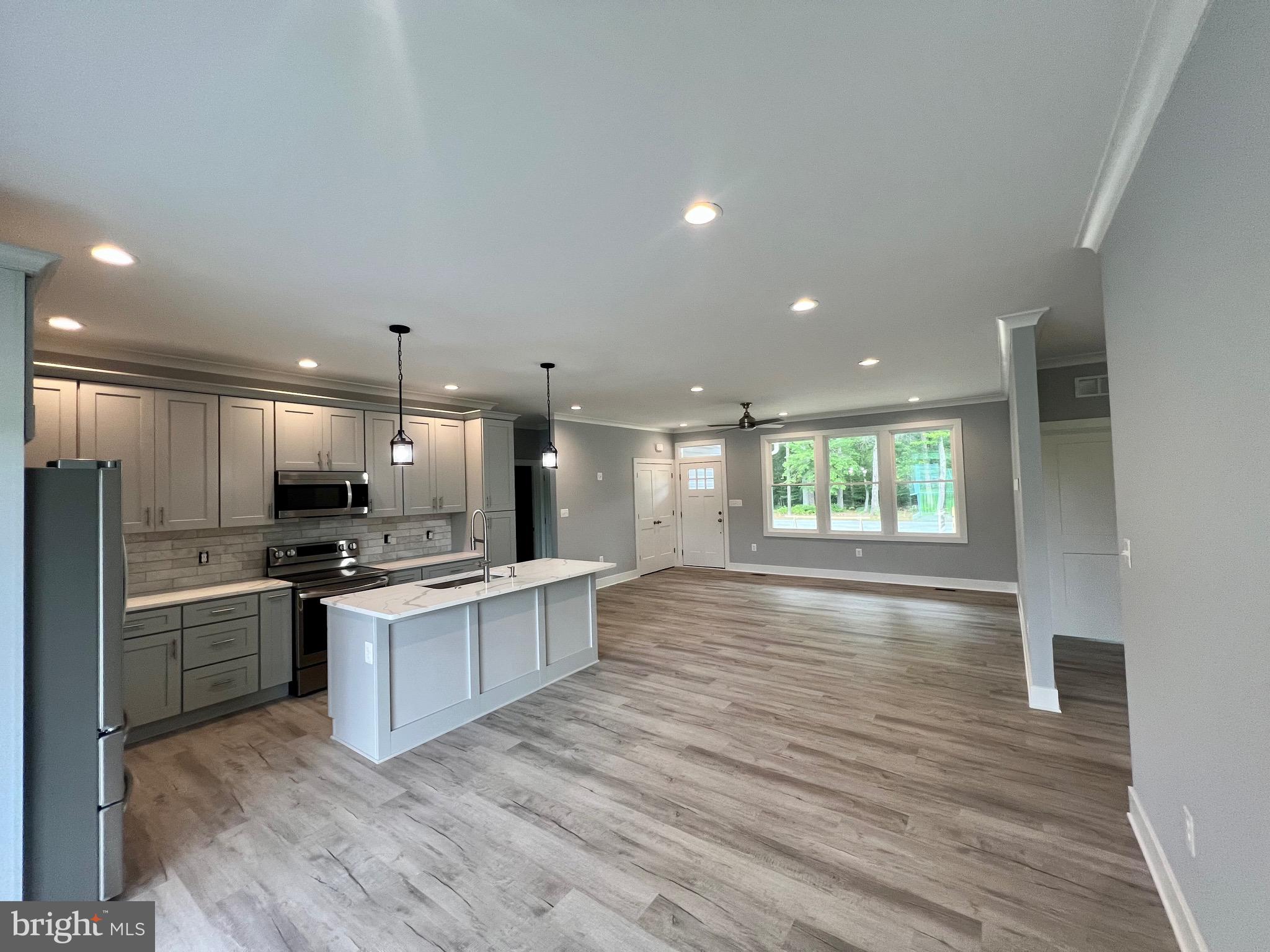 GLEBE HARBOR - Residential