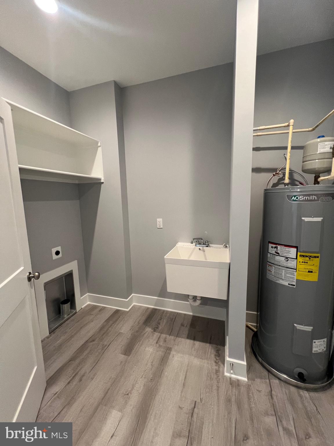 GLEBE HARBOR - Residential