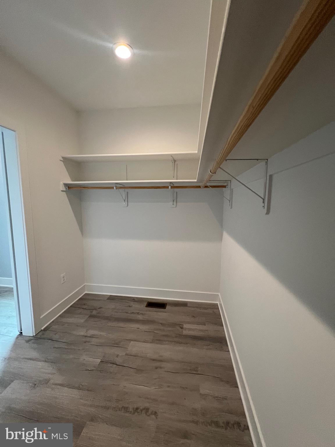 GLEBE HARBOR - Residential