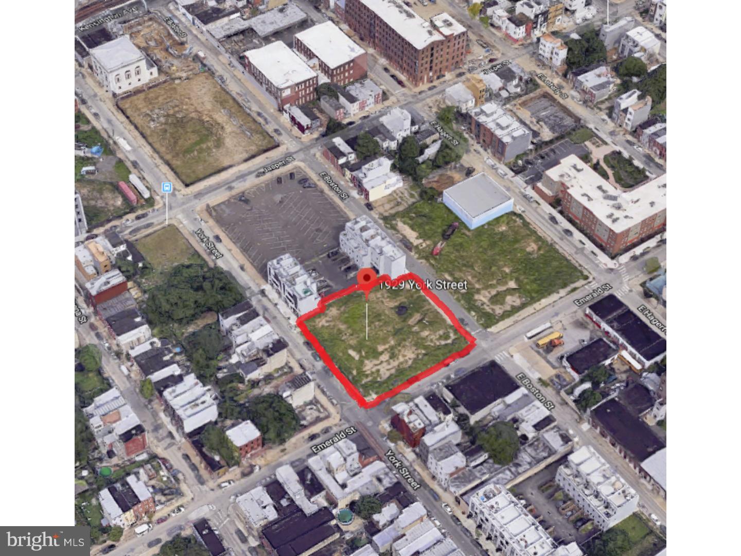 FISHTOWN - Land