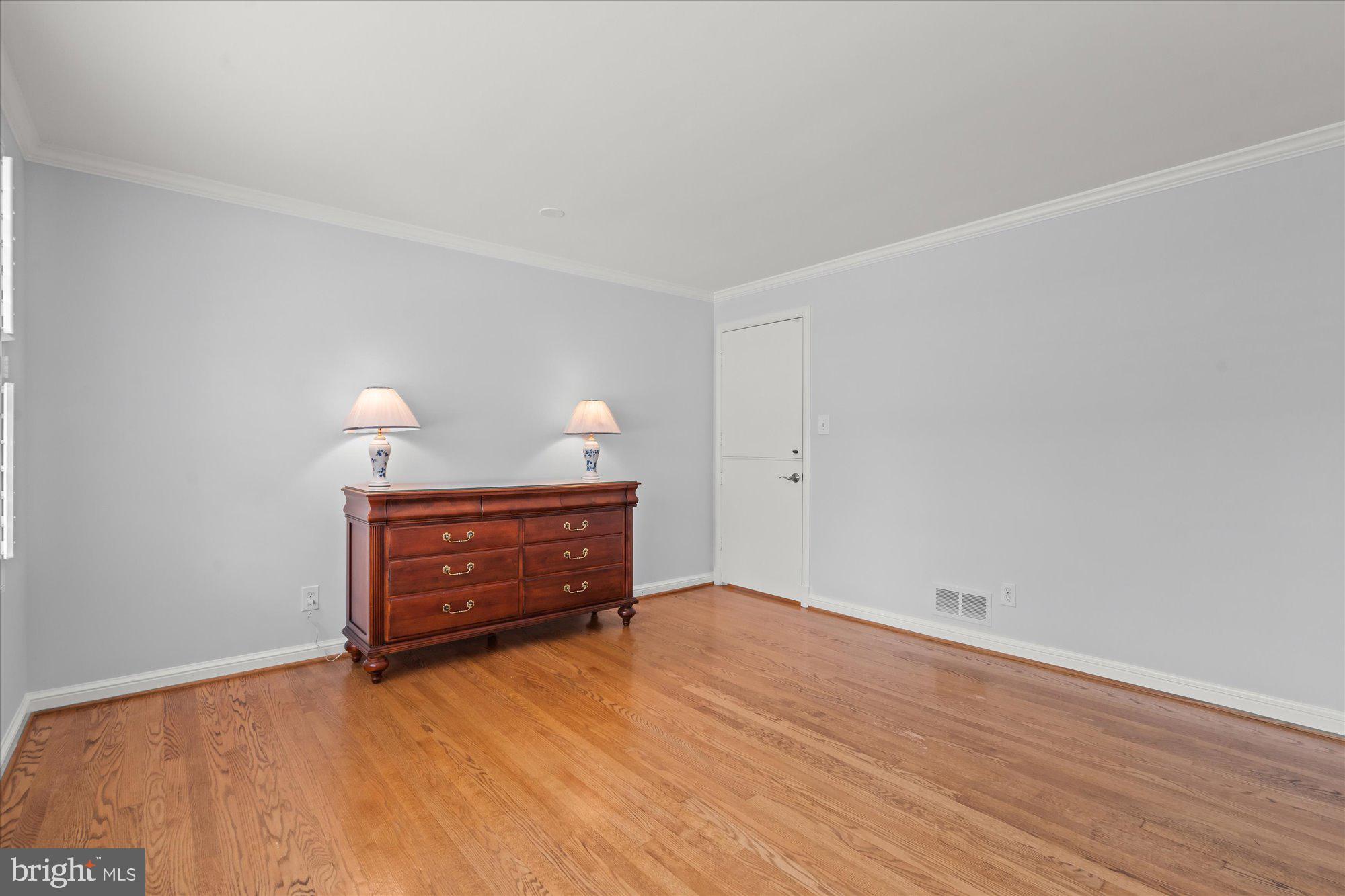 VILLAMAY - Residential