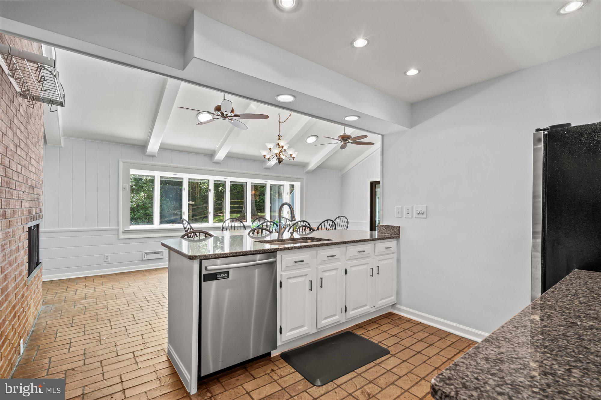 VILLAMAY - Residential