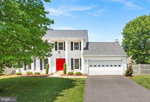 4628 SAND ROCK LANE CHANTILLY VA 20151