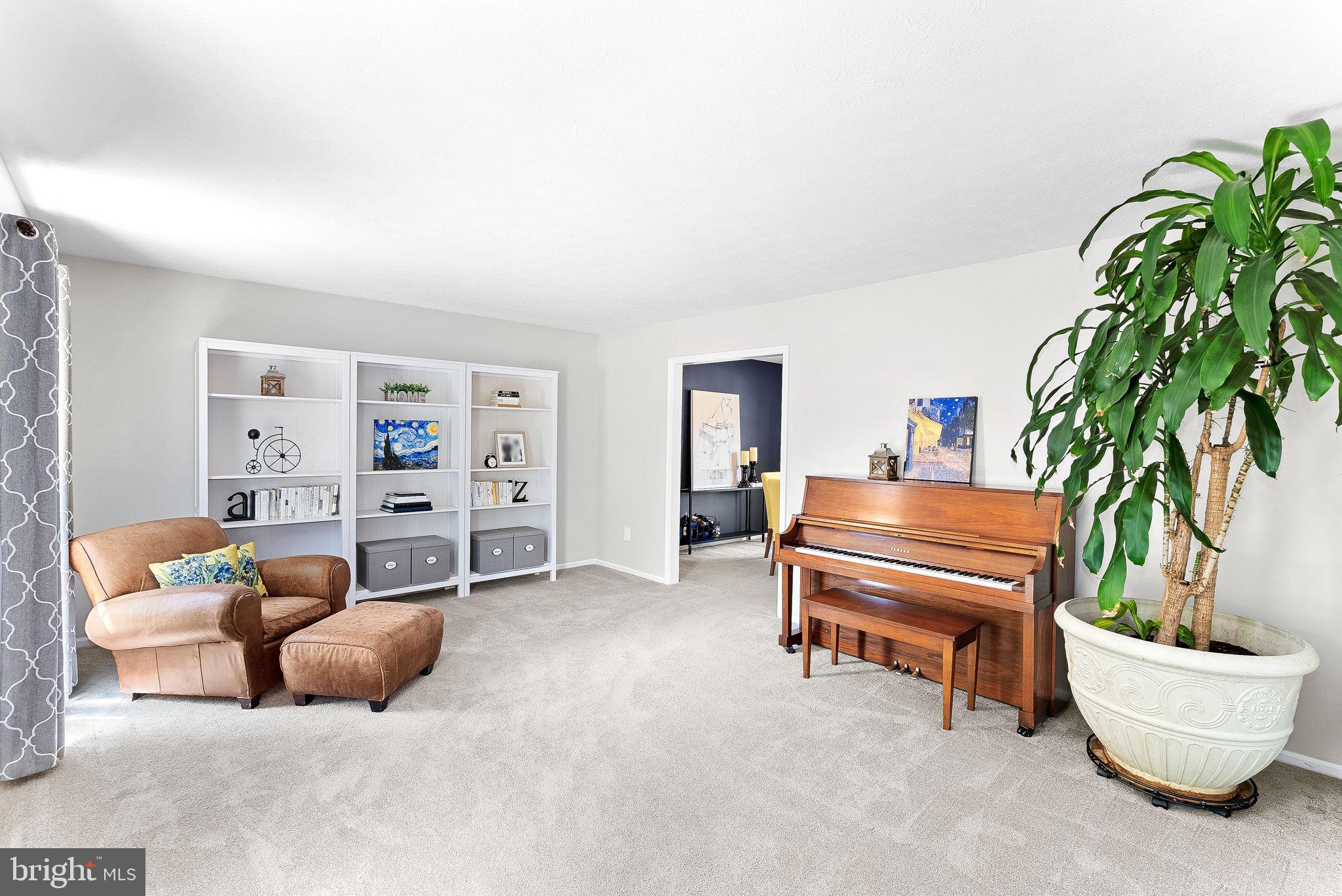 4628 SAND ROCK LANE