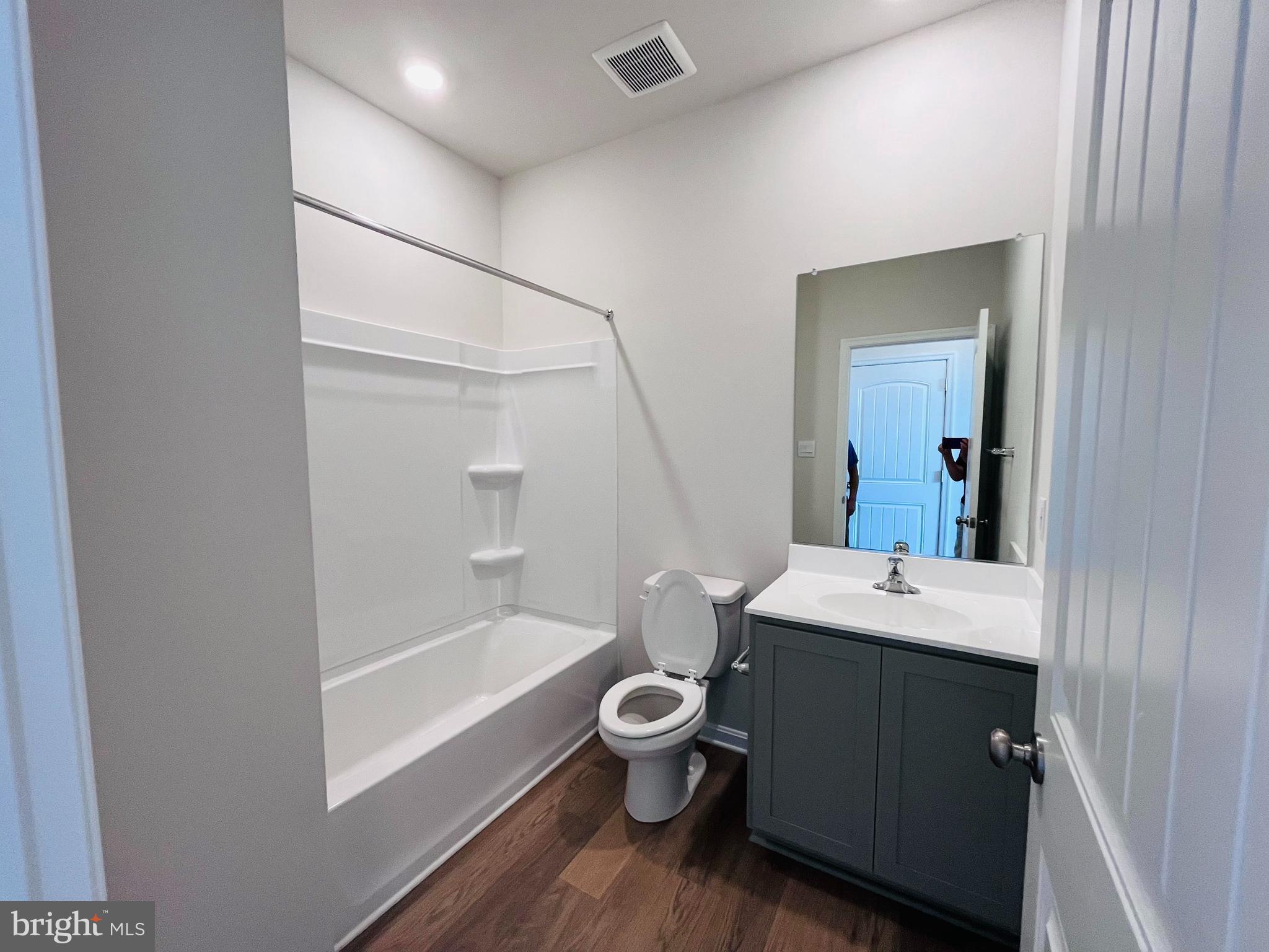 EDEN HILL - Residential Lease