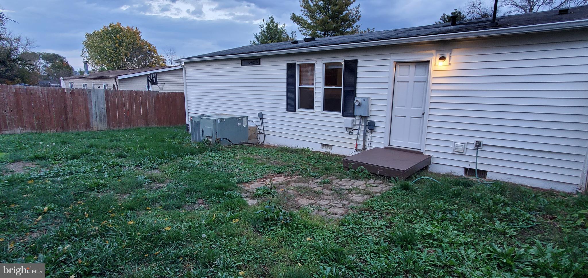 BROOK HOLLOW ESTATES - Residential