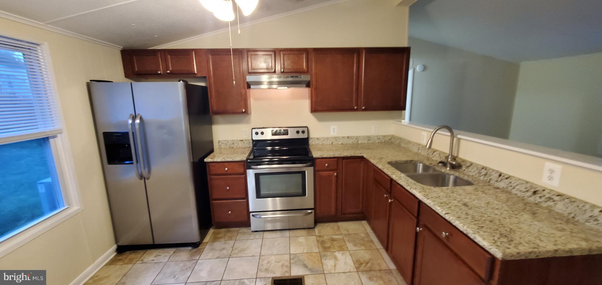 BROOK HOLLOW ESTATES - Residential