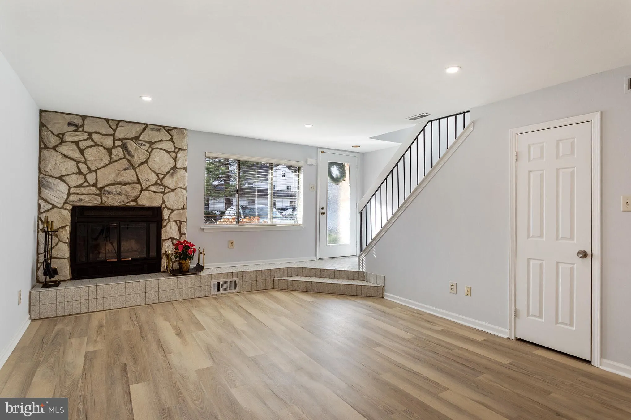 Chesterbrook, Pennsylvania 19087, United States, 2 Bedrooms Bedrooms, ,3 BathroomsBathrooms,Residential,Coming Soon,173217