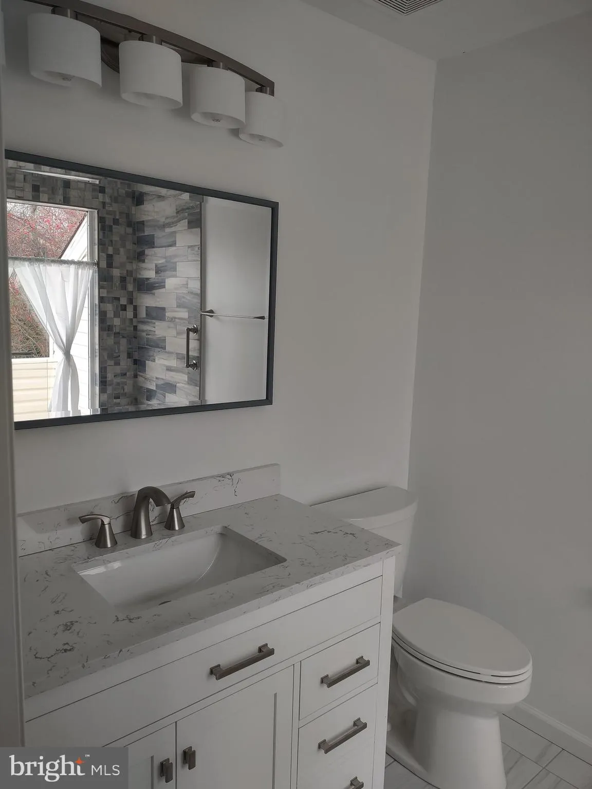 Chesterbrook, Pennsylvania 19087, United States, 2 Bedrooms Bedrooms, ,3 BathroomsBathrooms,Residential,Coming Soon,173217