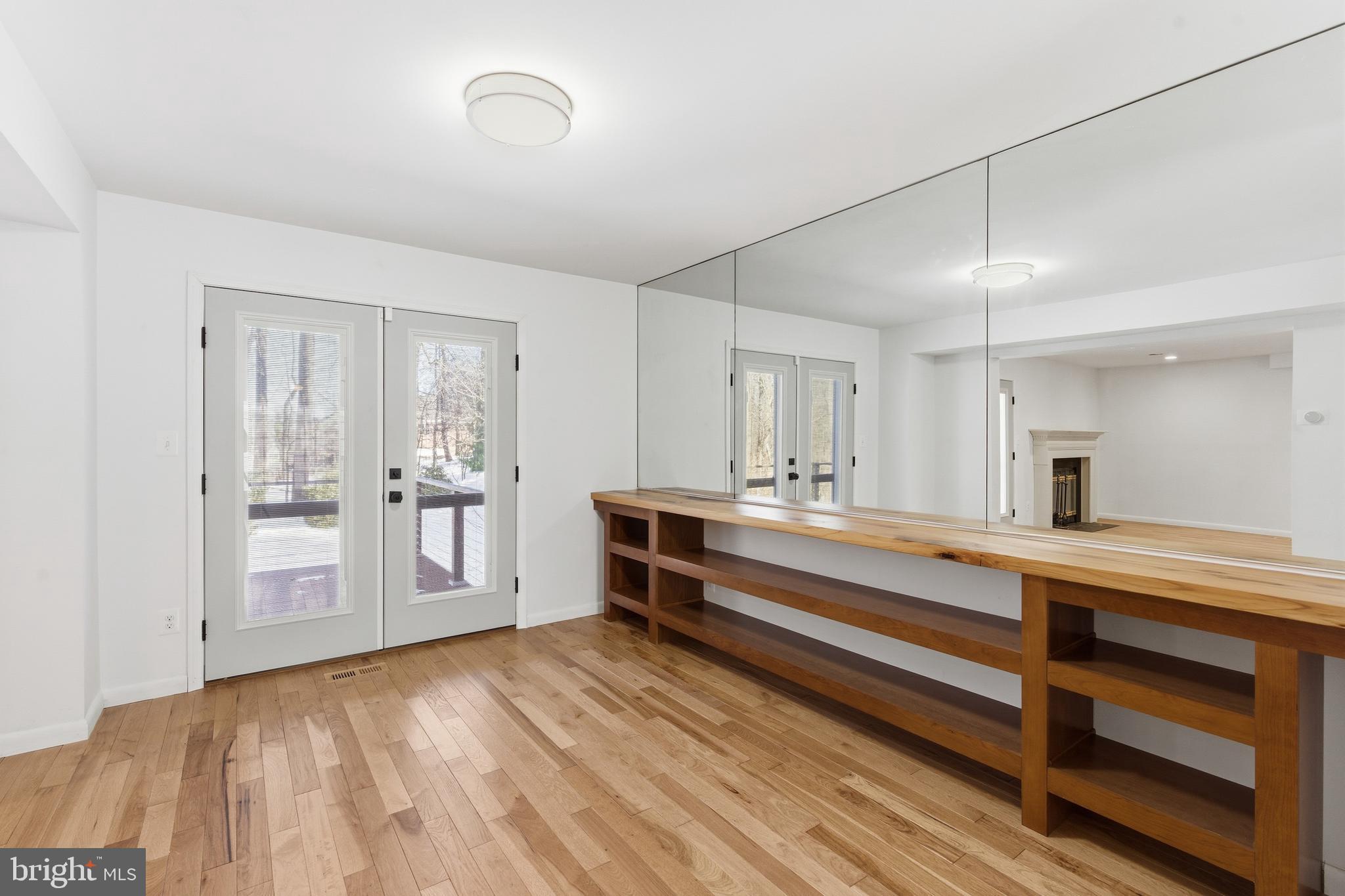 MAYS CHAPEL - Residential