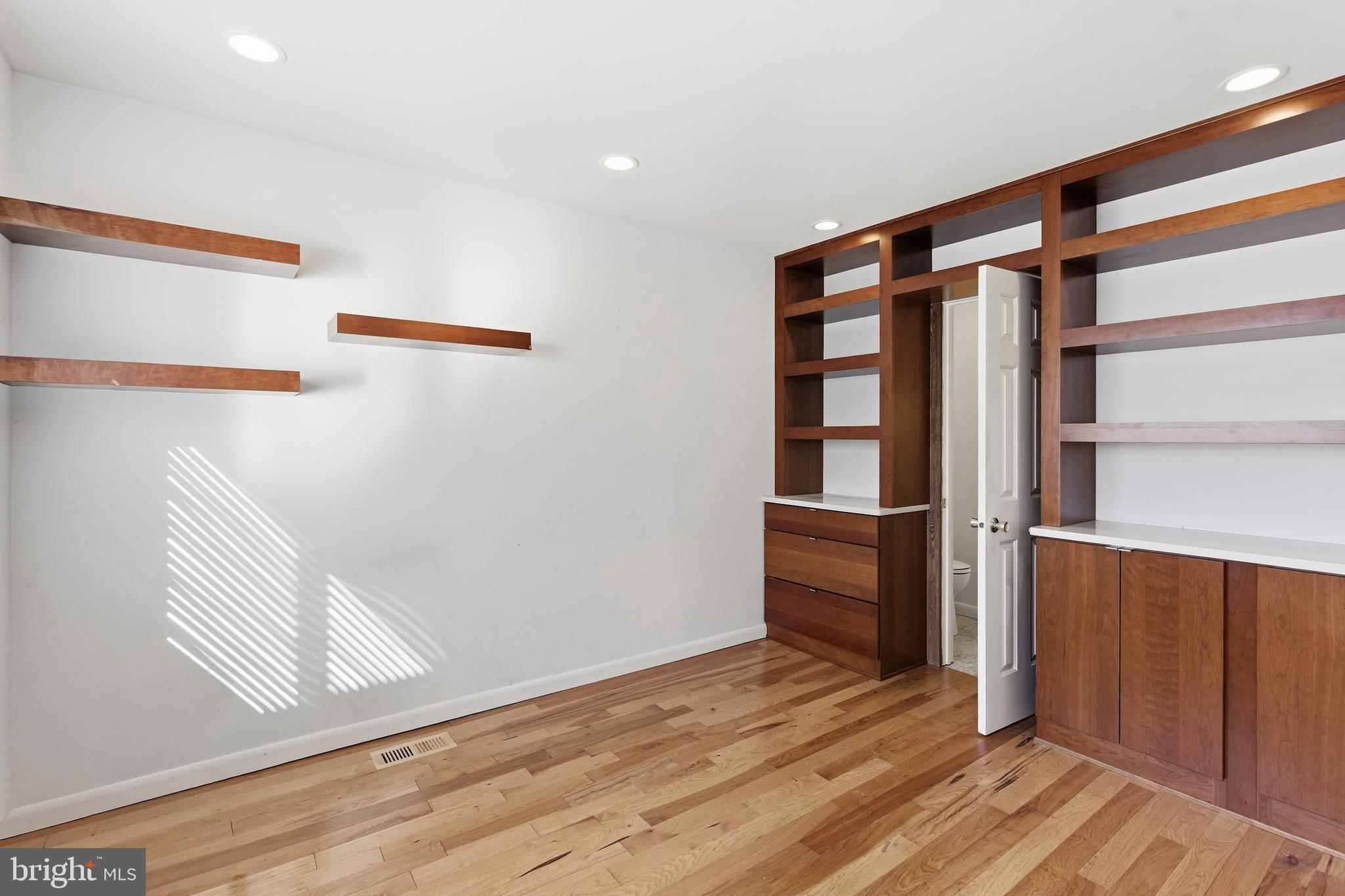 MAYS CHAPEL - Residential