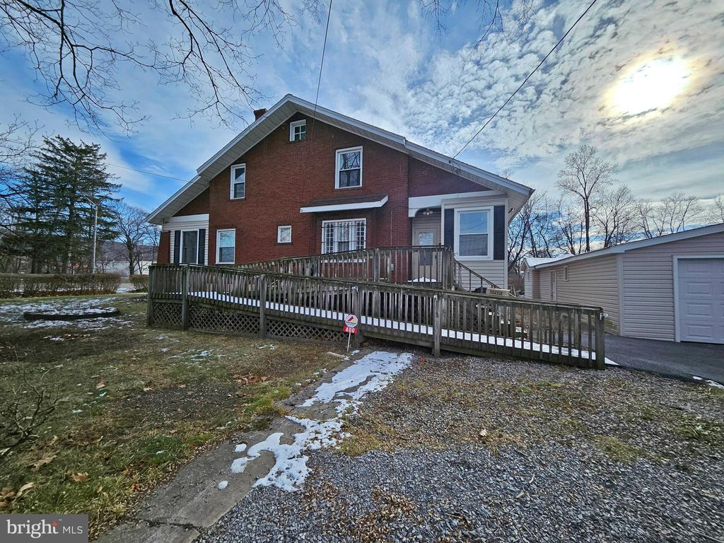 Photo of 400 Logan Boulevard, ALTOONA, PA 16602 (MLS # PABR2015894)