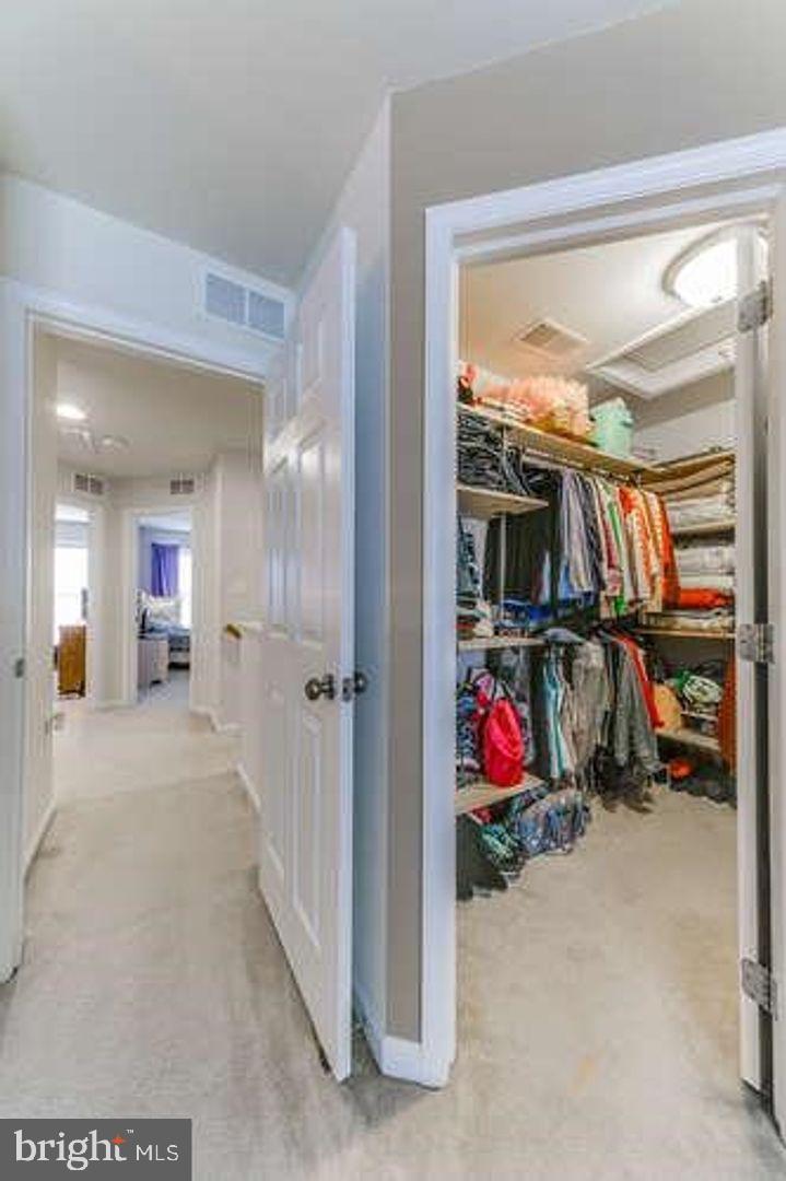 DEER RUN COMMONS - Residential Lease