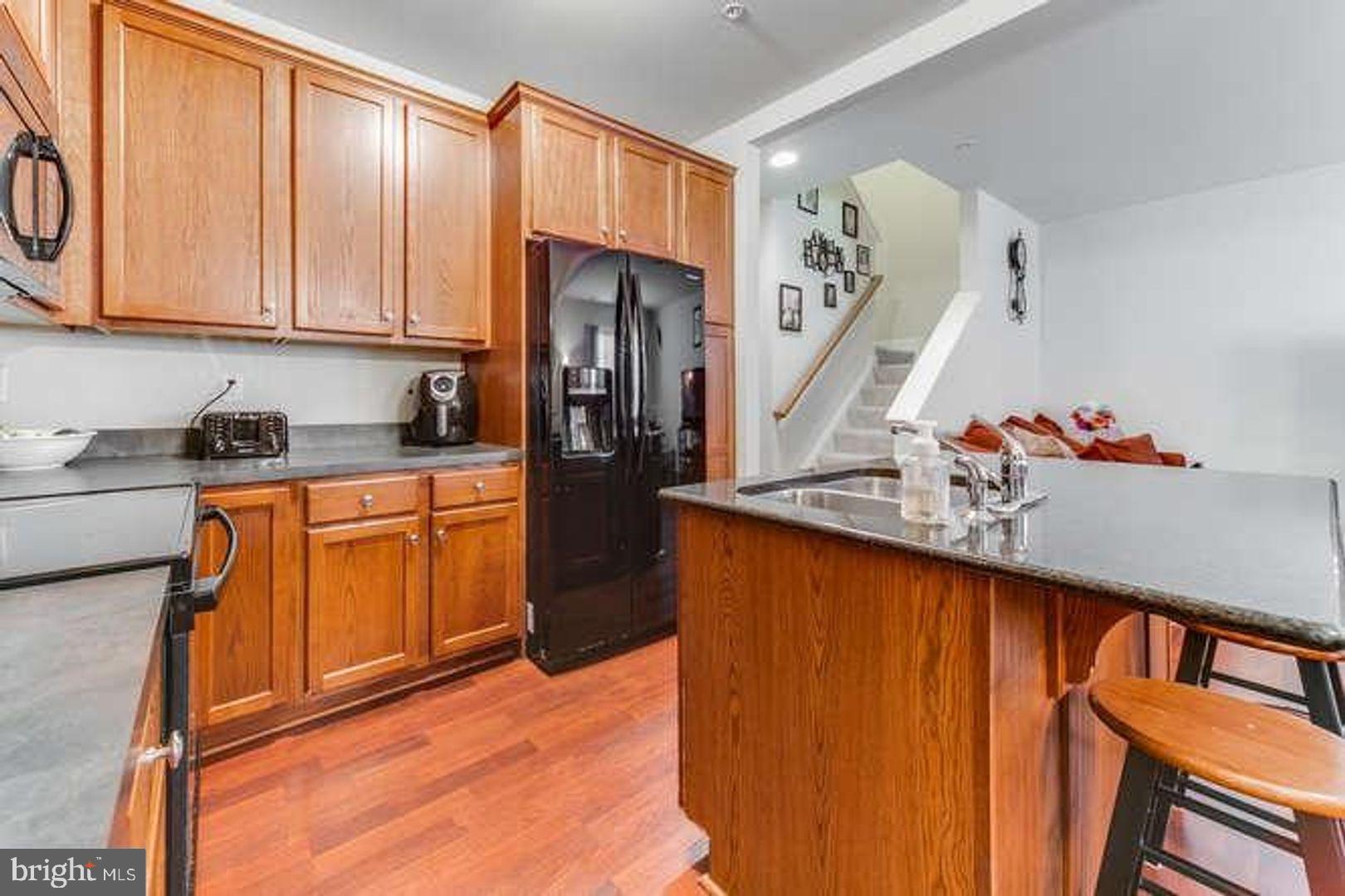 DEER RUN COMMONS - Residential Lease