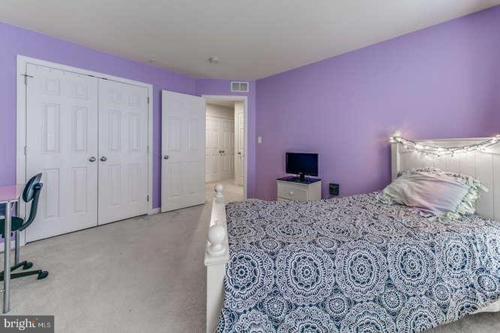 DEER RUN COMMONS - Residential Lease