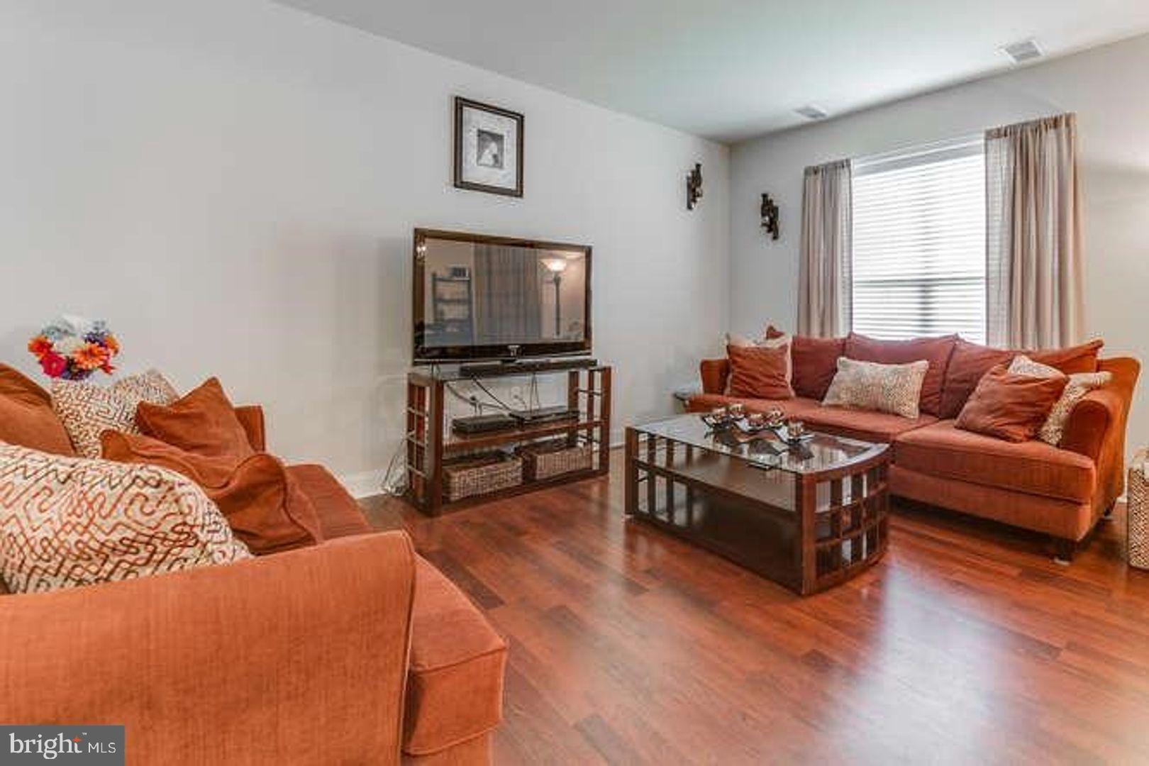 DEER RUN COMMONS - Residential Lease