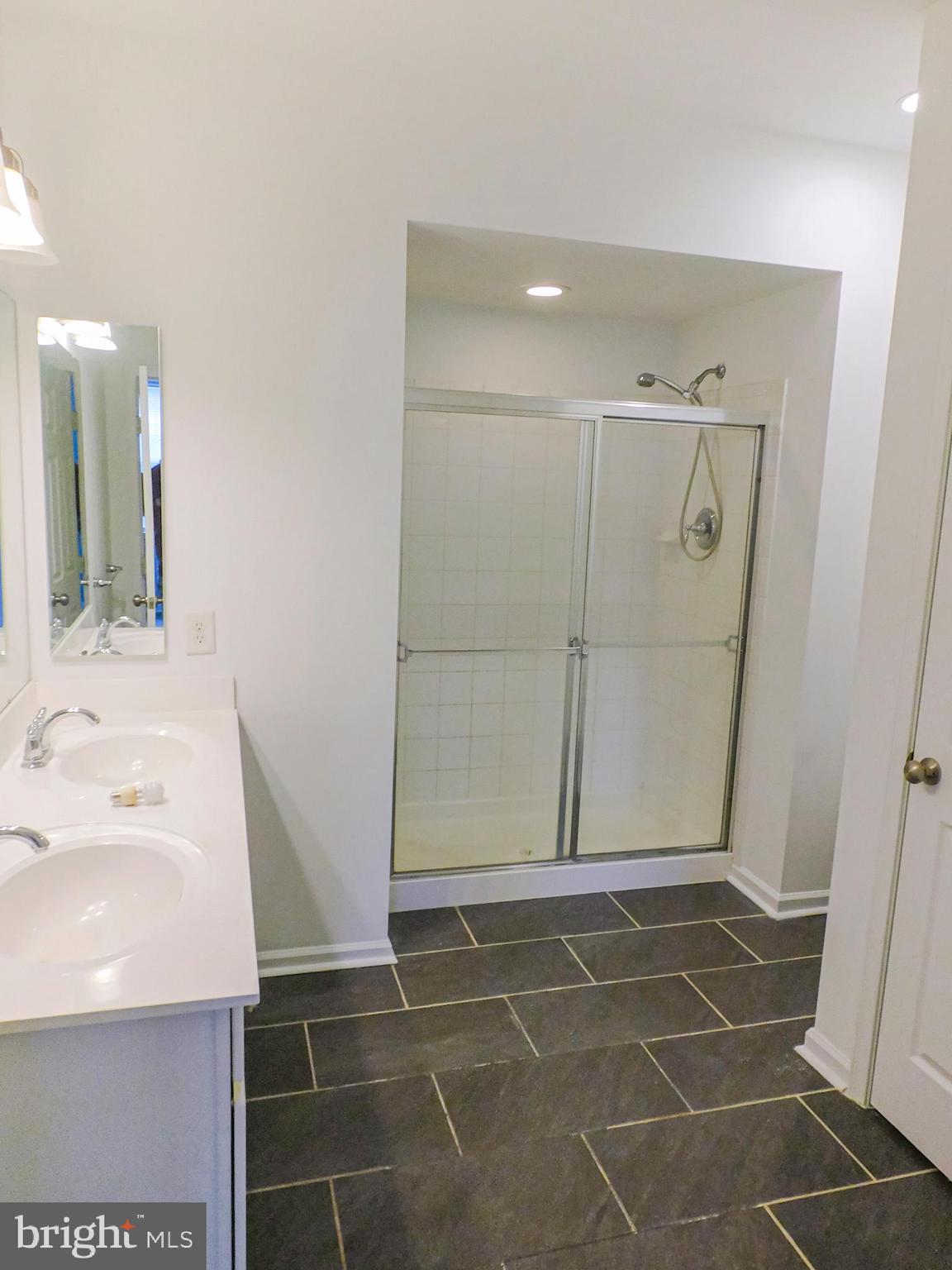 RICHFIELD STATION VILLAGE - Residential Lease